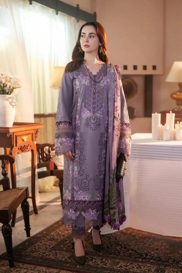 2197013e-23f4-429e-81d5-0fefc0778214 JADE By HANIA AMIR 3Pcs Casual Winter Collection