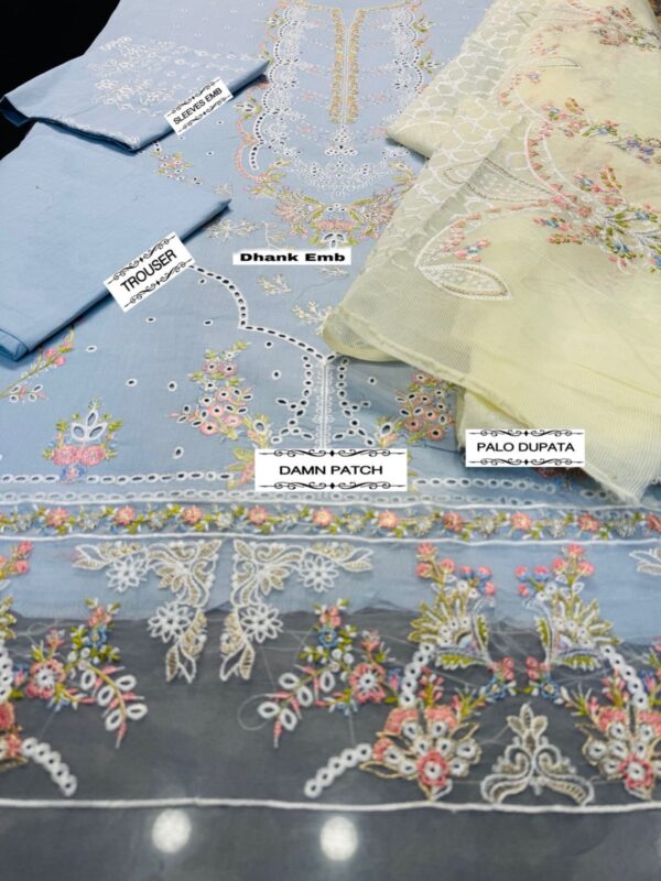 QALAMQAR 3Pcs Casual Winter Collection QALAMQAR 3Pcs Casual Winter Collection