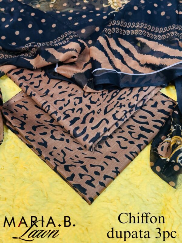 5bb748e4-ad60-4544-92a8-8d48e6dc35b6 MARIA B. 3Pcs Casual Summer Collection