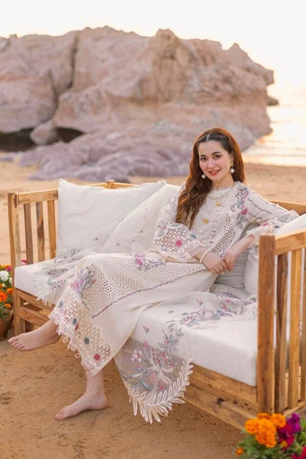 QALAMQAR 3Pcs Casual Winter Collection QALAMQAR 3Pcs Casual Winter Collection