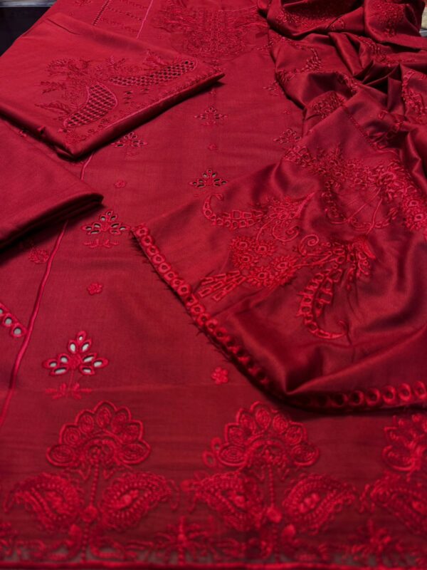 QALAMQAR 3Pcs Casual Winter Collection QALAMQAR 3Pcs Casual Winter Collection