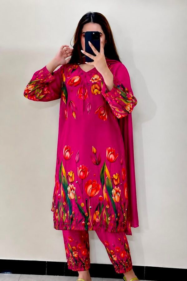 ZEEN Printed Lawn 3-Piece Collection ZEEN Printed Lawn 3-Piece Collection